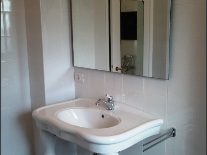 Archisio - Edilizia 1a20 - Progetto Ristrutturazioni di bagni