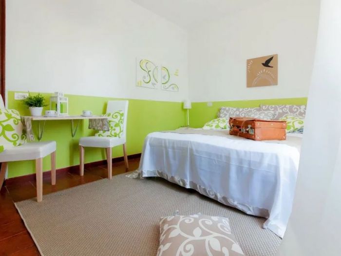 Archisio - Angela Paniccia - Progetto Profumo di lime e bamb relooking di un affittacamere