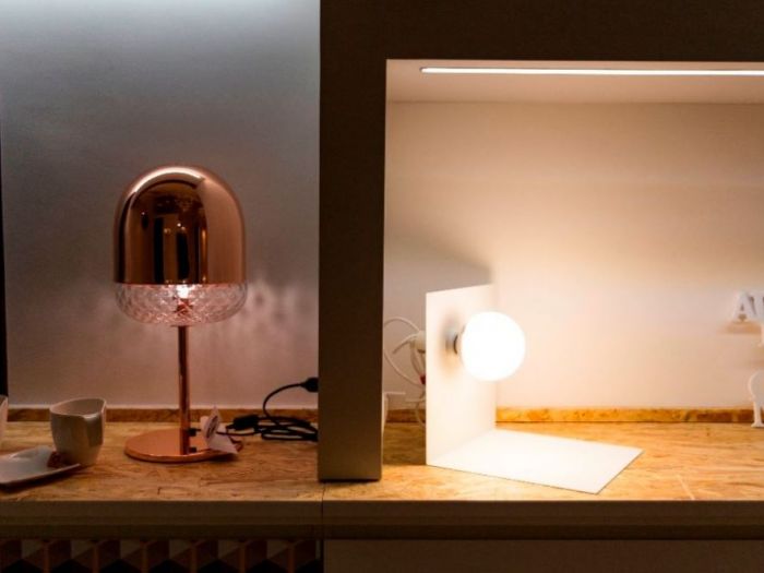 Archisio - Silvia Orlandi - Progetto Punto vendita elettronica e servizi