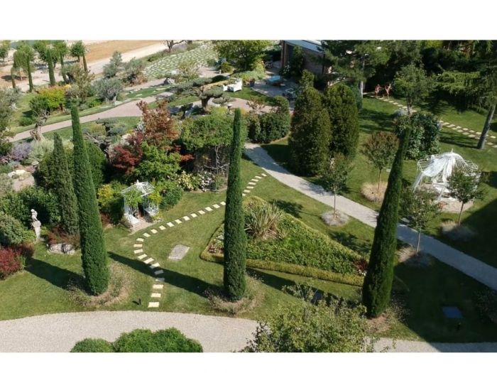 Archisio - Studio Mama - Progetto Parco privato di grandi dimensioni villa puglie localit oliveto bo dal 2019 inserito nei grandi giardini italiani dalla omonima associazione