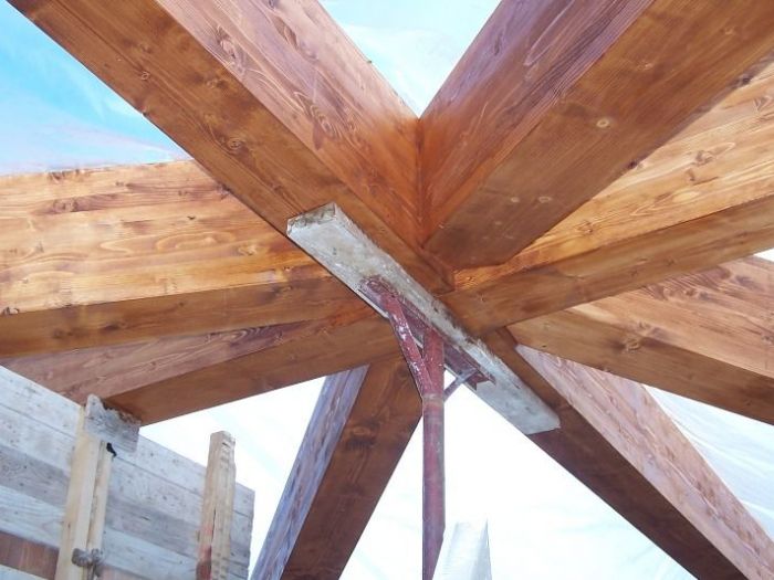 Archisio - Maurizio Loi - Progetto Committente privato - progettazione architettonica e strutturale copertura in legno lamellare