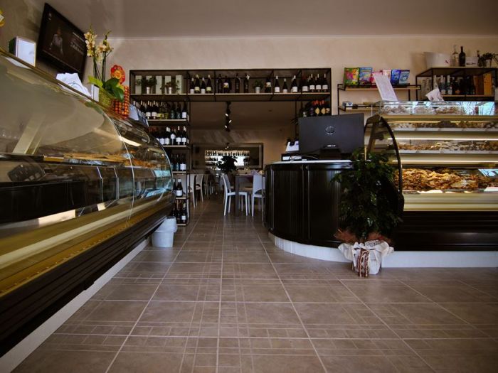 Archisio - Alessandro Demaria - Progetto Reuse-restore-restartred coffee