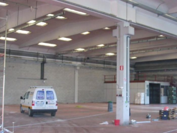 Archisio - Modernaluce Impianti Elettrici - Progetto 2009-2010 sovico officina meccanica