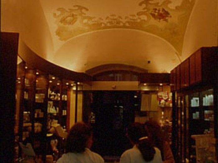 Archisio - X Studio - Progetto Farmacia tedesca - napoli 1988