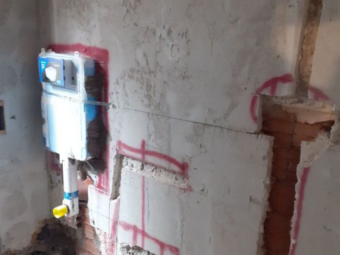 Archisio - Mani Srl Ristrutturazini - Progetto Bagno con vano lavatrice ed asciugatrice