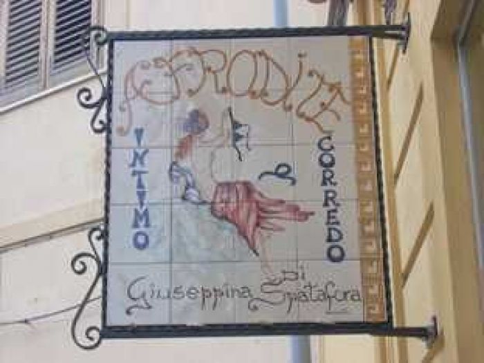 Archisio - Keramosfea Sas Di Alessandra La Spisa - Progetto Insegne