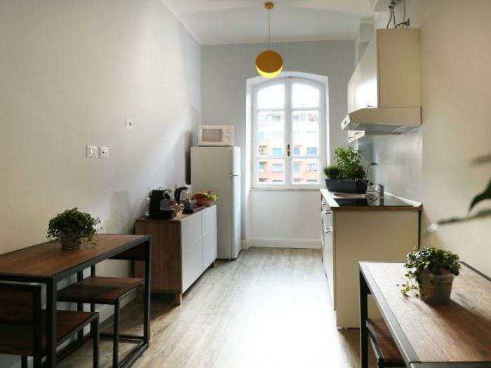 Archisio - Alfonso Califano - Progetto Affittacamere midu