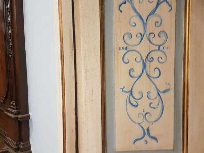 Archisio - Sabrina Miglietta - Progetto Porte decorate ed anticate