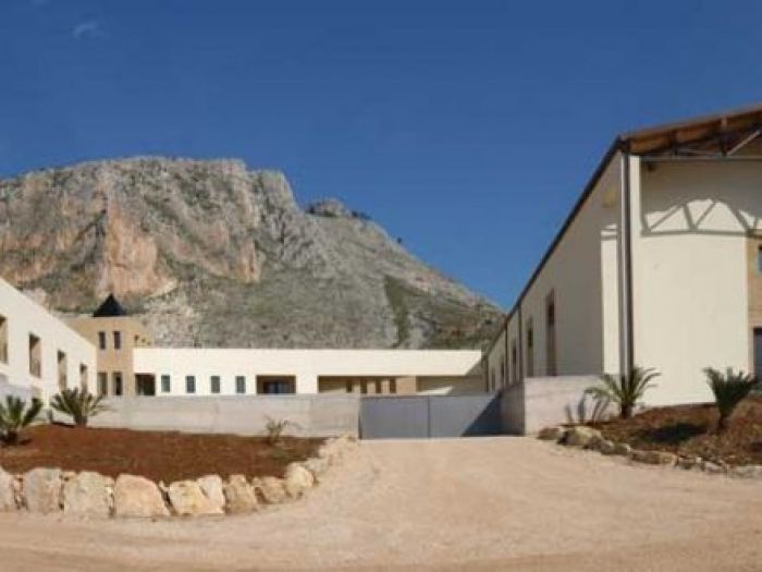 Archisio - Ada Atelier Darchitettura - Progetto Cantina ottoventi