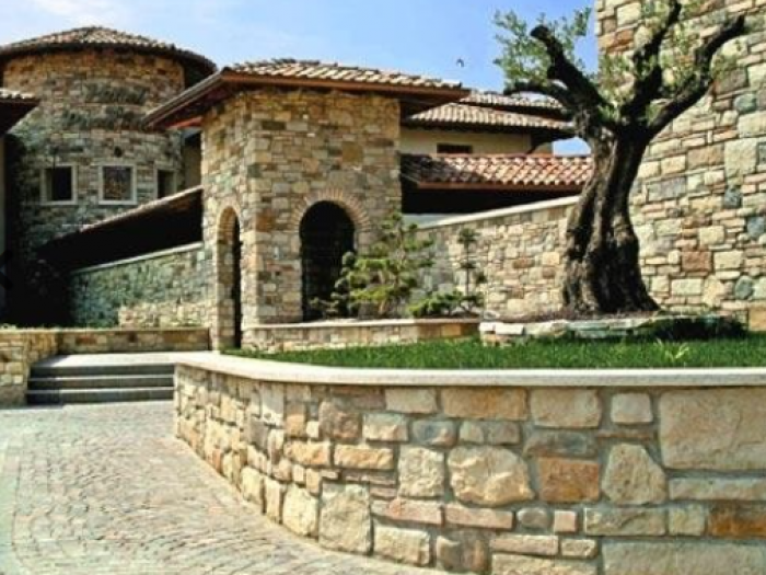 Archisio - Impresa Sharon Srls - Progetto Appartamentiville lavorazione mattoni faccia a vista e rivestimenti in pietra