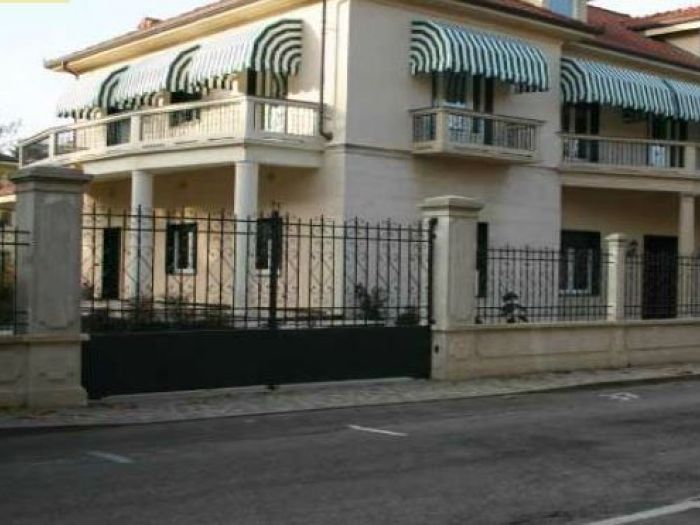 Archisio - Bazar - Progetto Tende da sole