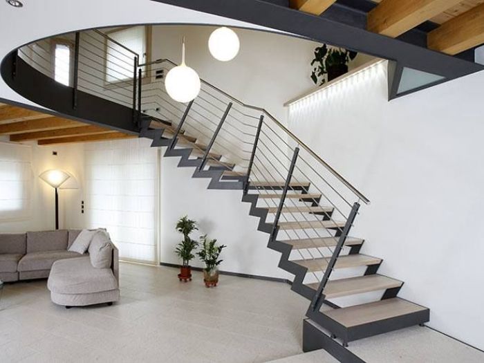 Archisio - Sommariva - Progetto Rivestimenti in legno di scale