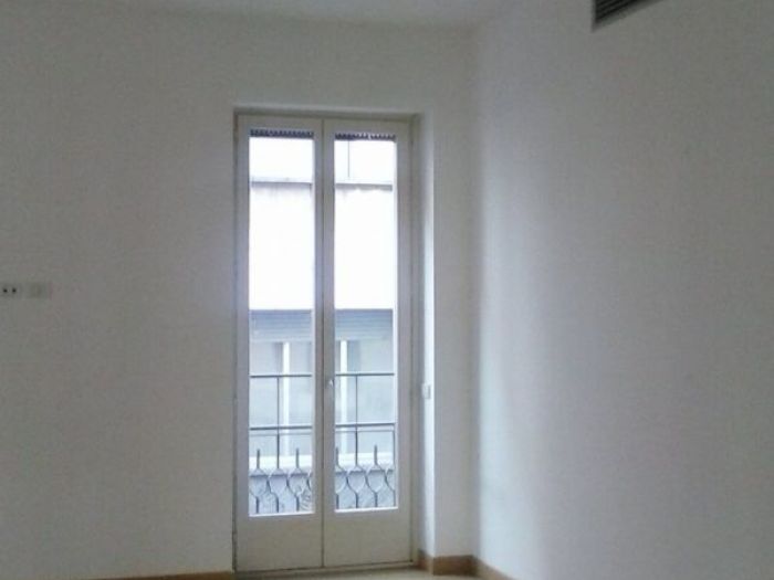 Archisio - Marco Valenti - Progetto Ufficio showroom