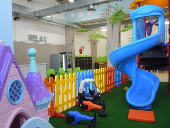 Archisio - Architrevi Studio Maridati - Progetto Uno spazio gioco sottosopra