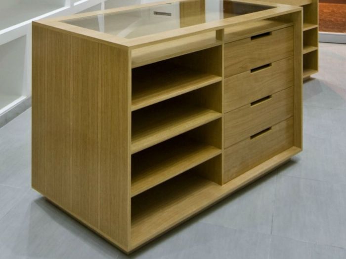 Archisio - Marco Mazzella - Progetto Design cassettiera espositore