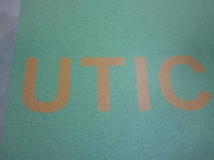 Archisio - Errico Gaglianese - Progetto Rifacimento pavimenti gruppo operatorio ed utic del campus di germaneto