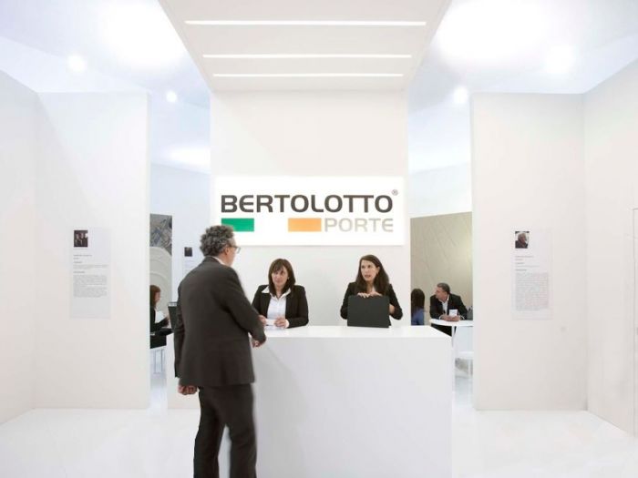 Archisio - Gianni Arnaudo - Progetto Stand bertolotto porte