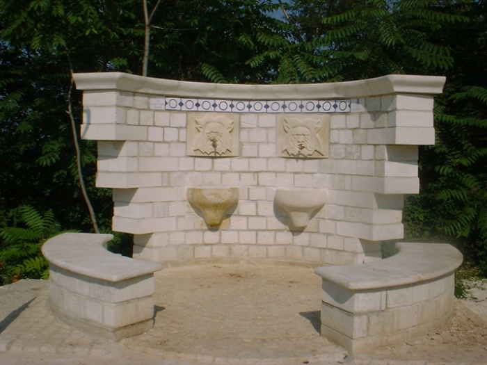 Archisio - Maurizio Loi - Progetto fontane in pietra della majella