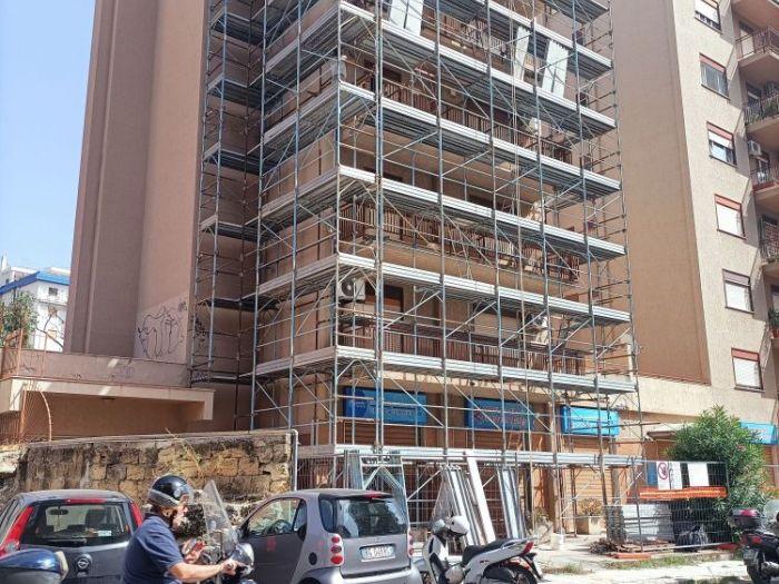 Archisio - Fontana Giovanni Ponteggi - Progetto Montaggio ponteggio telai e tubi e giunti