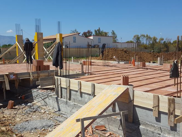 Archisio - Lomonacostruzioni - Progetto Realizzazione ville e appartamenti chiave in mano