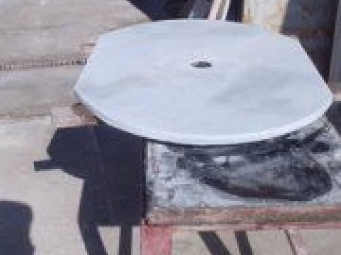 Archisio - Guglielmi Marmi Snc - Progetto Travertino giallo iraniano - decoro bagno lavabo in rosa portogallo rivestimento bagno in giallo reale piatto doccia pavimento bagno