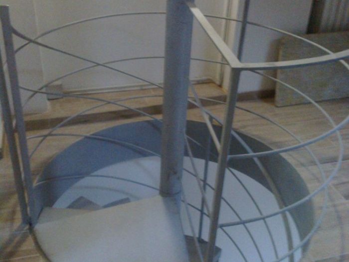 Archisio - Bet Di Buhazi Eugen Tudor - Progetto Scale in ferro su misura su misura