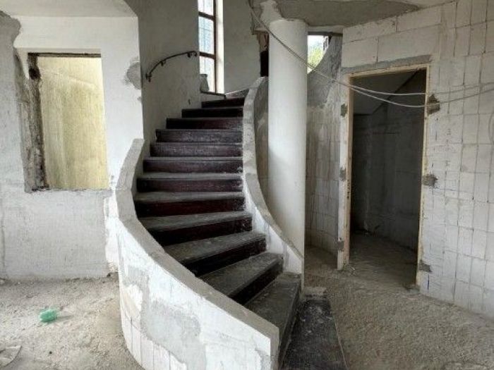 Archisio - Flavio Di Fiore - Progetto Trasformazione di due ville del 1974 in case vacanza