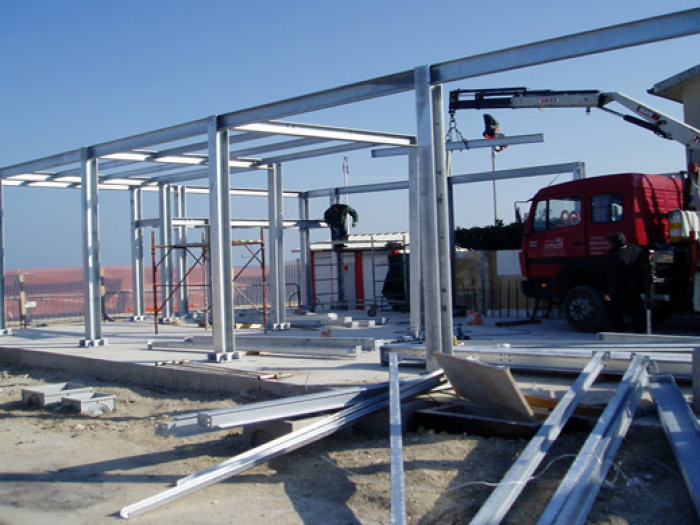 Archisio - Imaf srl - Progetto Prodotti industriali cabine insonorizzate cancelli scale facciate continue infissi nastri in alluminio produzioni speciali strutture in acciaio tettoie e pensiline