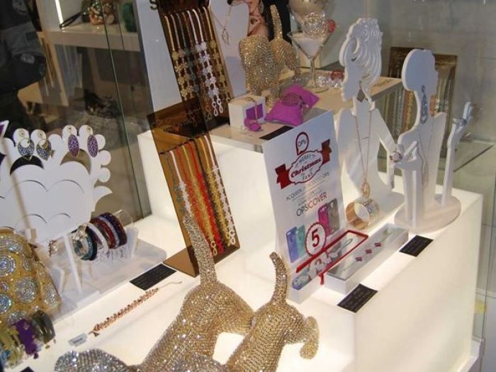 Archisio - Cappa Arredamenti - Progetto Sotto sopra by ottagono