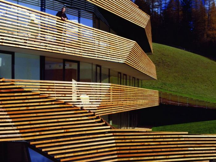 Archisio - Plasma Studio - Progetto Strata hotel