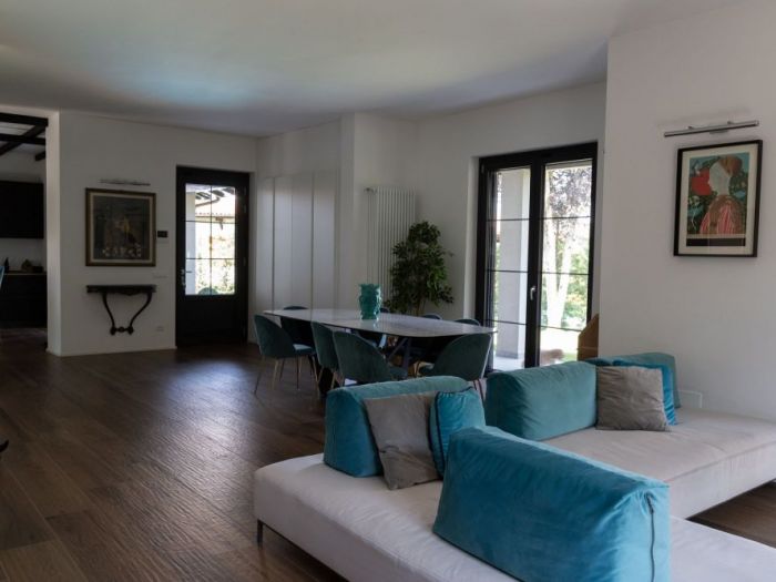 Archisio - Cinzia Campari - Progetto Villa indipendente con piscina