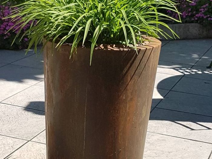 Archisio - Pagani Srl - Progetto Vasi di metallo