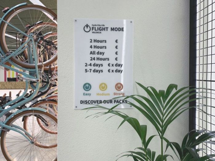 Archisio - Claudia Del Core - Progetto Flightmodevalencia - spagna