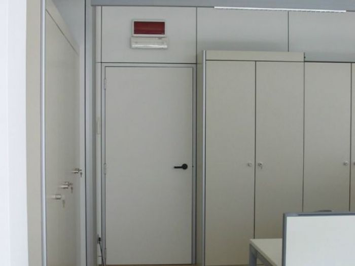 Archisio - Modernaluce Impianti Elettrici - Progetto 2005 lissone ufficio terziario