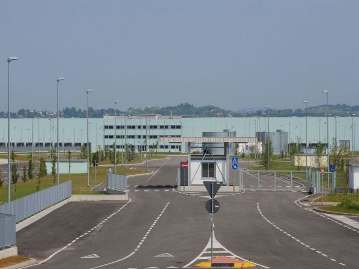 Archisio - Stefano Mariga - Progetto Italia piemonte tortona al 15057 polo logistico