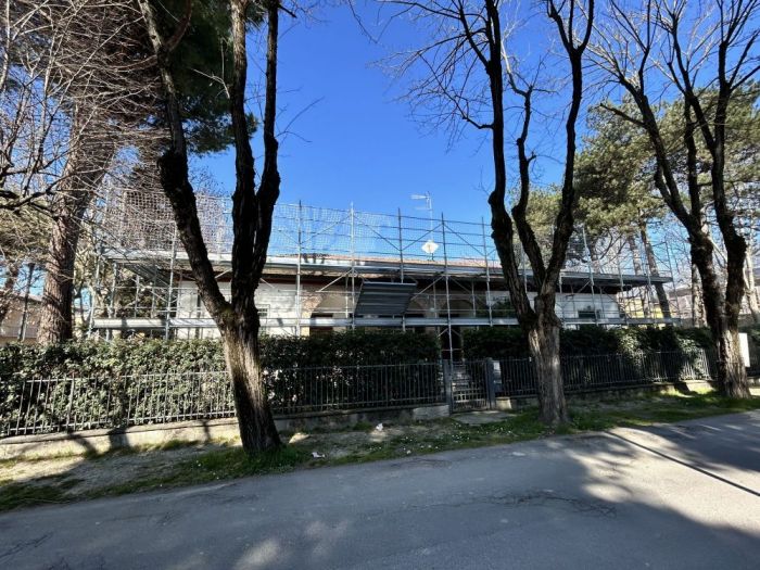 Archisio - Cs Costruzioni Snc - Progetto Montaggio ponteggio per il rifacimento della copertura