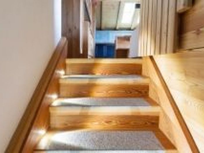 Archisio - Falegnameria Arredamenti Dmg - Progetto Scale in legno