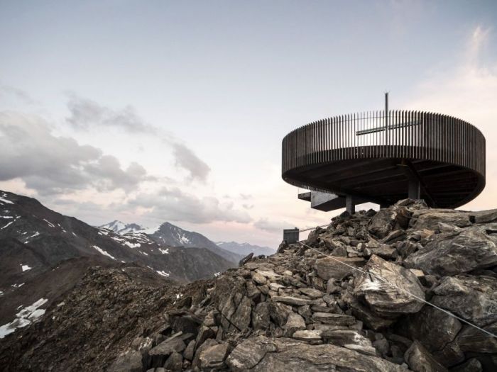 Archisio - Noa Network Of Architecture - Progetto tzi peak 3251m magia ad alta quota