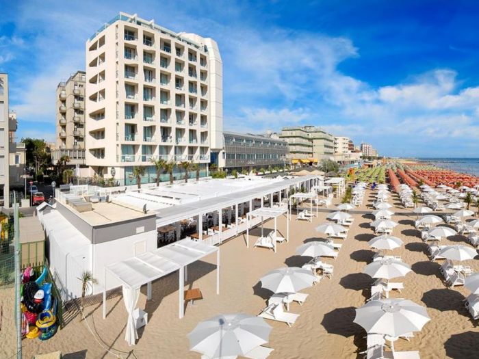 Archisio - Termoidraulica Cervella Romani srl - Progetto Hotel sulla spiaggia