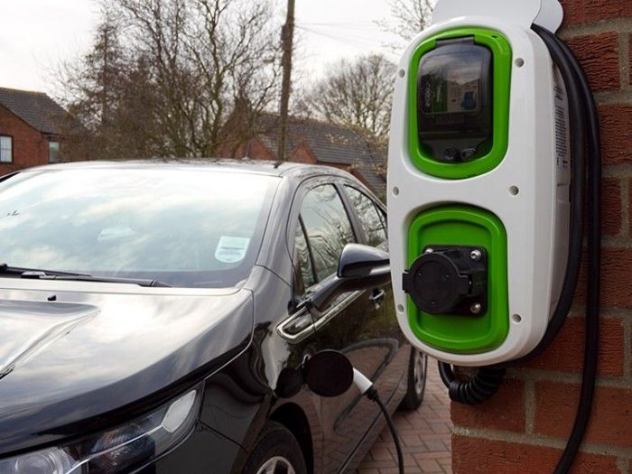 Archisio - Solaris Lavoro E Ambiente - Progetto Ricarica veicoli elettrici