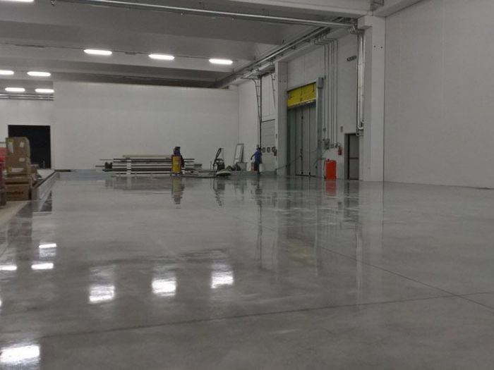 Archisio - Cerias Ristrutturazioni - Progetto Trattamento levigatura e lucidatura di pavimenti in cemento e levigatura pavimenti civili