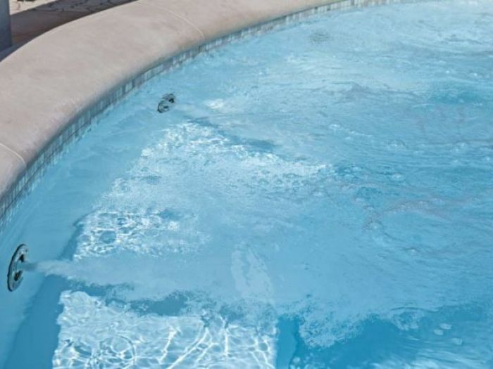 Archisio - Tgs Piscine - Progetto Idromassaggi a parete