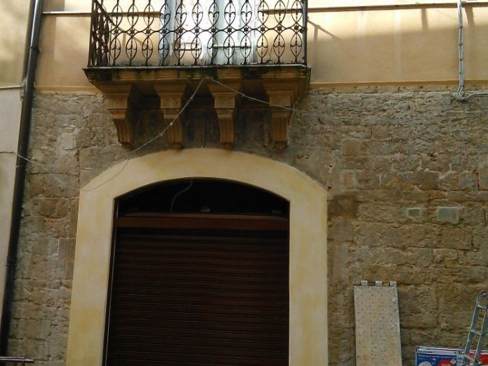 Archisio - Giovanni Di Carlo - Progetto Ristrutturazione di un locale nel cento storico di caltanissetta