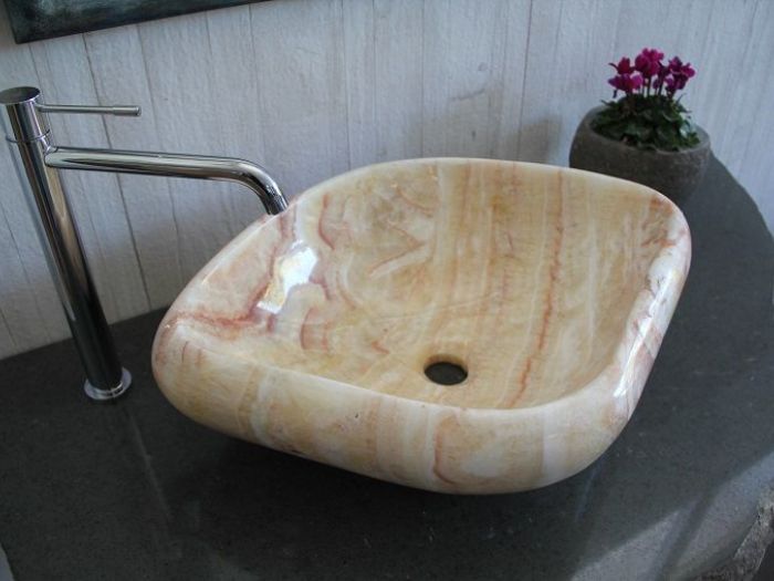 Archisio - Ti Arrediamo - Progetto Lavello in marmo onice