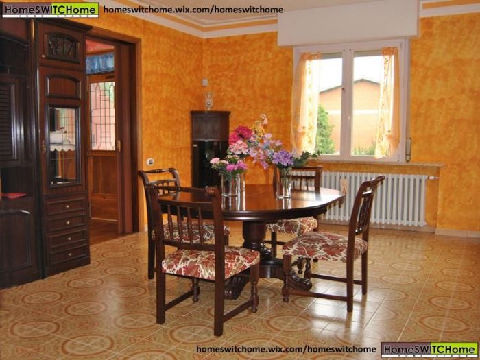 Archisio - Homeswitchome - Progetto Home staging - villa in vendita quattro castella re