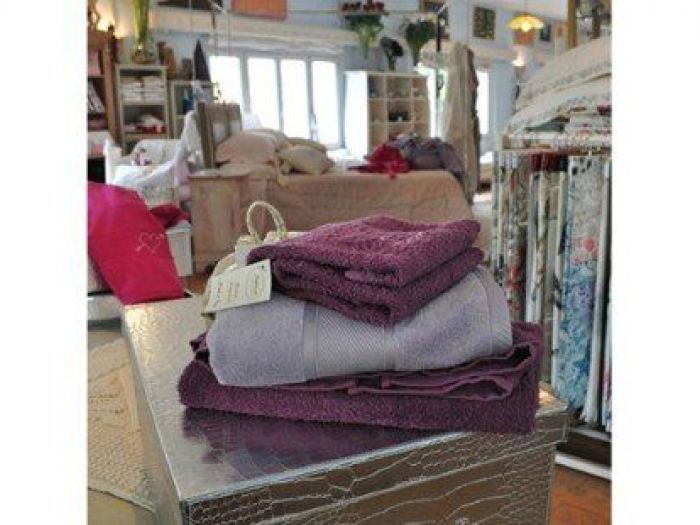 Archisio - Benito Tramellino Arredamenti Falegnameria - Progetto Tessuti fatti a mano per arredi personalizzabili