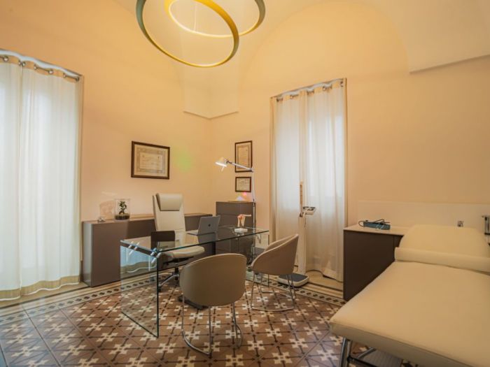 Archisio - Andrea Vitulano - Progetto Studio medico tradizione pugliese e design moderno