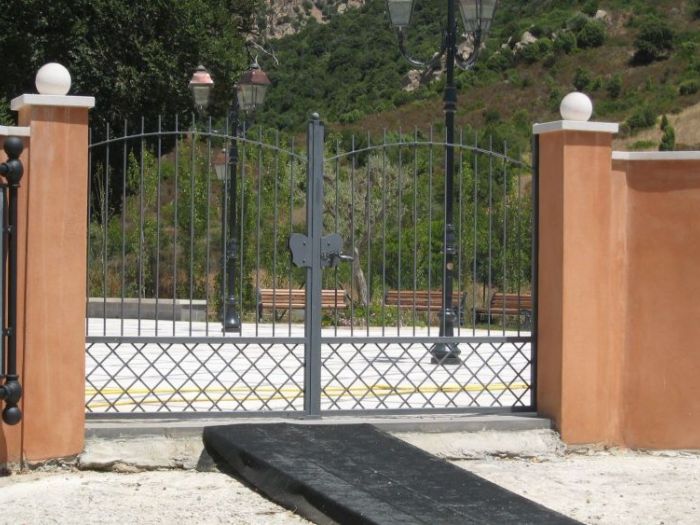 Archisio - Talloru Salvatore srl - Progetto Cancelli in ferro battuto
