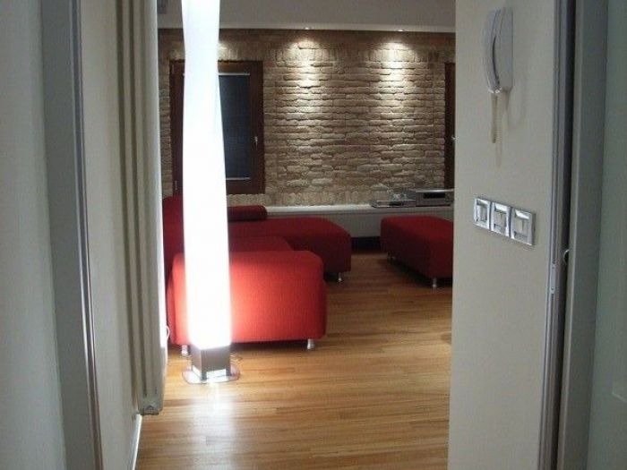 Archisio - Cofra Architettura Design Innovazione - Progetto Redistribuzione degli spazi interni di un monolocale su due livelli