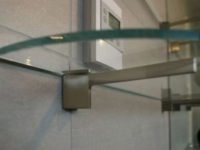 Archisio - Gaia Brunello Photohomestaging - Progetto Appartamento a milano - spazi contenitori e giochi di trasparenze